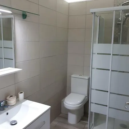 Apartament Comfortable Near The Sea *